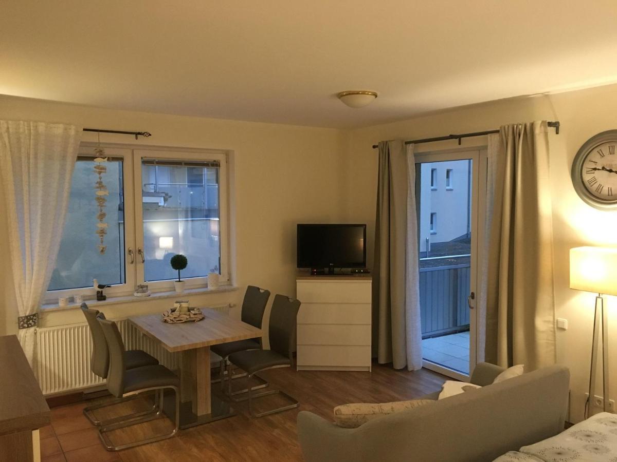 Apartment-Seemoewe-1A-Standlage-Nur-150M-Mit-Parkplatz Baabe Eksteriør billede